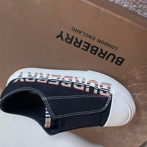 Burberry & size 26